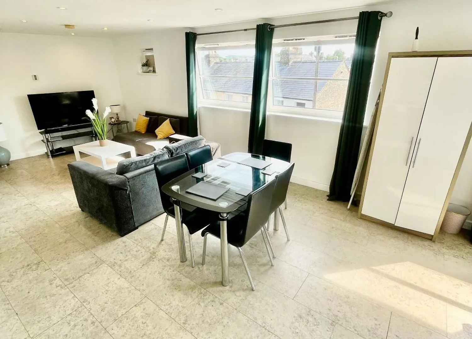 Lovely Spacious Studio In Central Cambridge United Kingdom